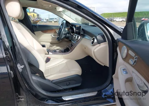 2020 Mercedes-Benz C 300 из США, поврежденный, VIN W1KWF8DB2LR598262